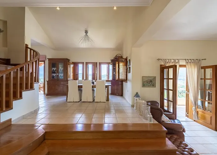 Pera Villa *