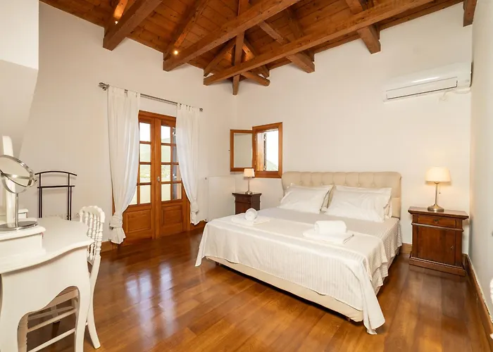Villa Pera