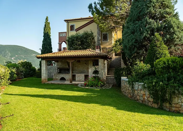 Villa Pera *