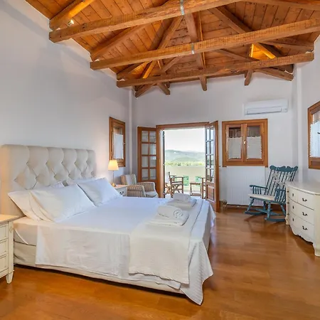 Pera Villa *