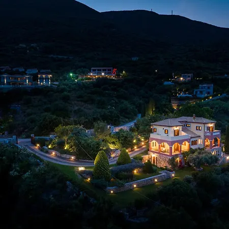 Villa Pera *